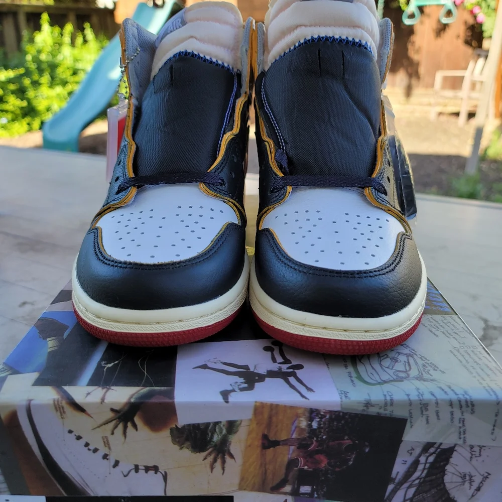 Jordan 1 UNLA - Picture 3 of 7